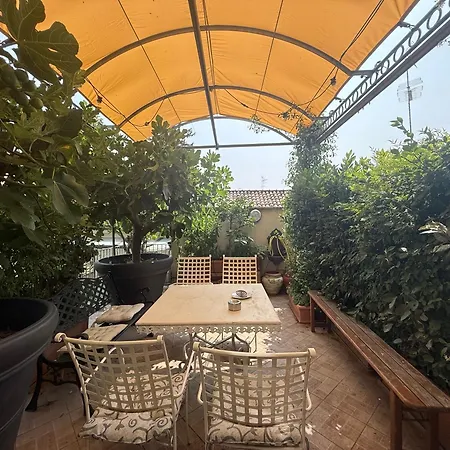 بيت ضيافة Il Cortiletto 4*