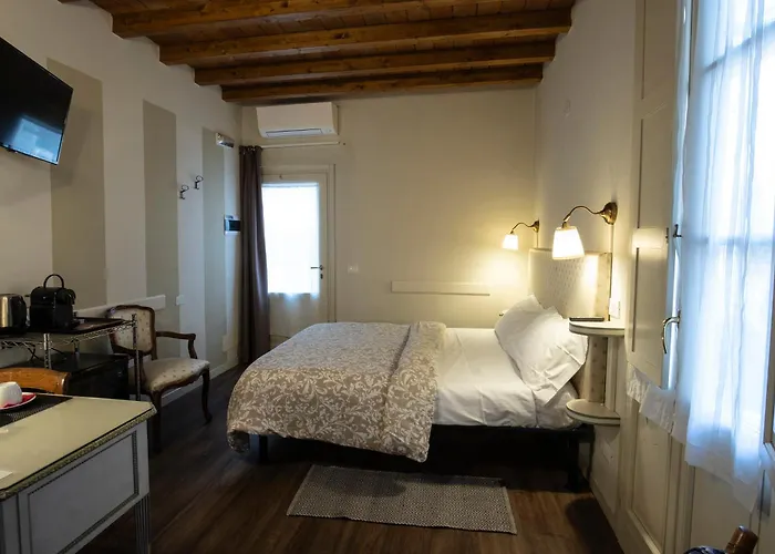 Il Cortiletto Pensionat Piacenza